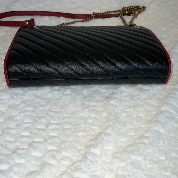 Gucci 524592 Chain Shoulder Bag-Authentic-EUC - Picture 4 of 12